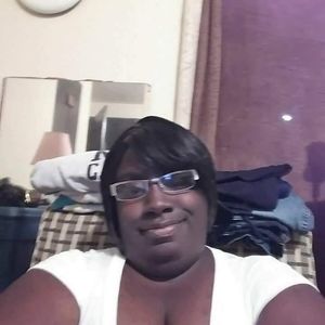 Meet your Posher, Denisha